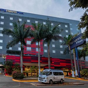 City Express Plus By Marriott Guadalajara Expo